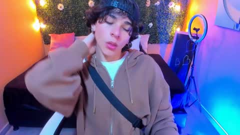 Luke online show from January 10, 8:15 pm