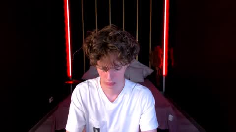 Snapshot of luke_sweet chatting on June 30, 1:12 pm Luke online show from June 30, 1:12 pm