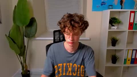 Snapshot of luke_sweet chatting on July 14, 1:06 pm Luke online show from July 14, 1:06 pm