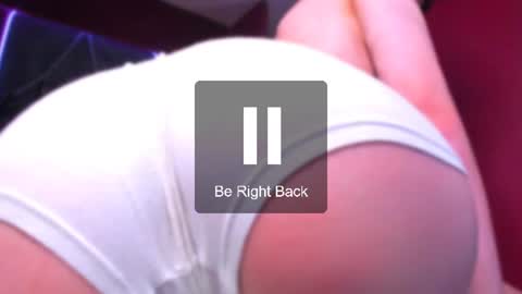 Snapshot of luke_sweet chatting on July 28, 4:39 pm Luke online show from July 28, 4:39 pm