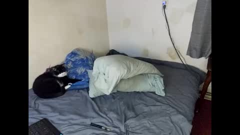 Lukeandali420 online show from February 1, 3:30 am