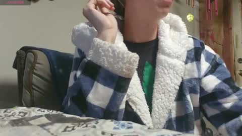 Lukeandali420 online show from March 4, 3:56 am