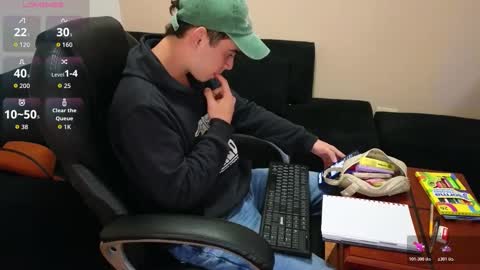 lukeboyce online show from February 13, 12:28 am