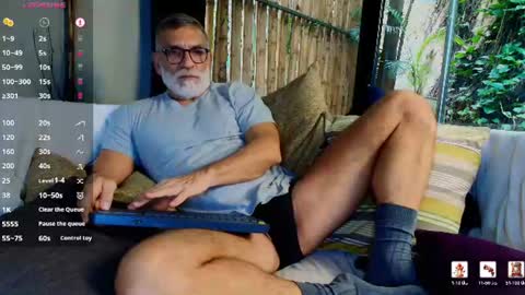 Snapshot of lukecrews chatting on June 13, 7:23 pm Luke Crews online show from June 13, 7:23 pm