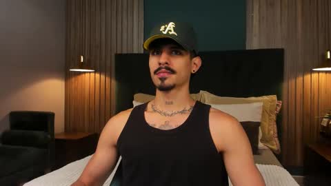 Luke Taylor online show from November 4, 10:47 am