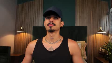 Luke Taylor online show from November 6, 11:44 am