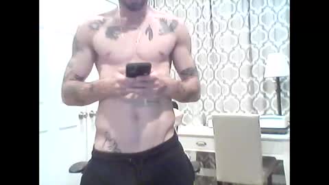 luke3310 online show from December 20, 2:05 pm