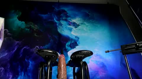 lukewildone online show from September 27, 7:13 am