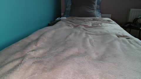 Snapshot of lukx66 chatting on February 28, 3:48 pm Luke online show from February 28, 3:48 pm