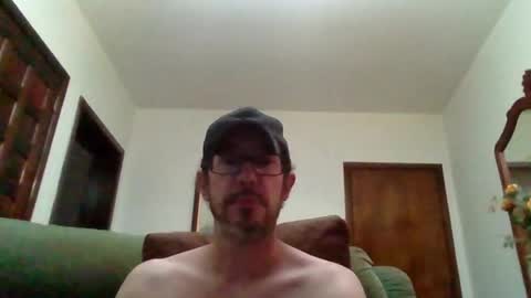 Luke online show from April 6, 10:22 pm