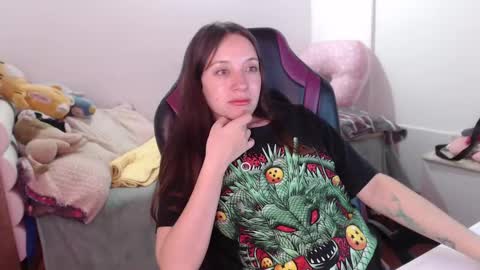 Vicky online show from December 19, 1:28 am