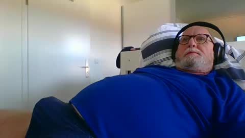 Snapshot of luley58 chatting on January 13, 9:30 am luley58 online show from January 13, 9:30 am