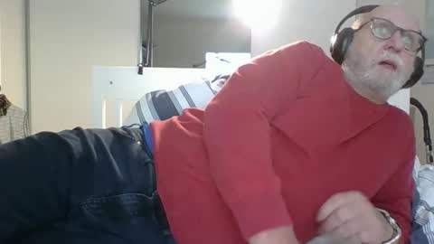 Snapshot of luley58 chatting on February 7, 6:03 am luley58 online show from February 7, 6:03 am