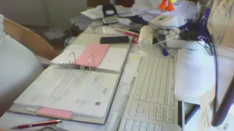 Snapshot of luley58 chatting on March 11, 6:21 am luley58 online show from March 11, 6:21 am