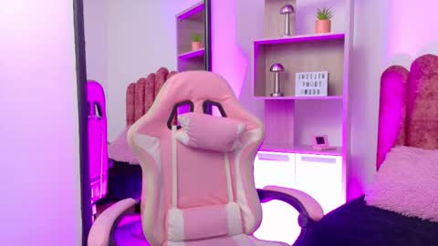 Cookie  online show from December 15, 12:42 pm