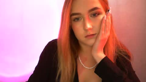 Snapshot of lulu_baby1 chatting on February 15, 4:34 pm Lulu Baby18 online show from February 15, 4:34 pm