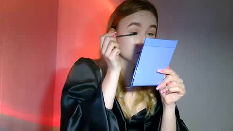 Snapshot of lulu_baby1 chatting on March 2, 6:27 am Lulu Baby18 online show from March 2, 6:27 am