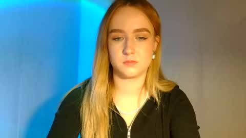 Snapshot of lulu_baby1 chatting on March 6, 4:49 pm Lulu Baby18 online show from March 6, 4:49 pm