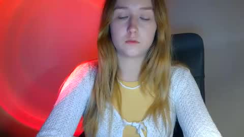 Snapshot of lulu_baby1 chatting on November 4, 8:30 pm Lulu Baby18 online show from November 4, 8:30 pm