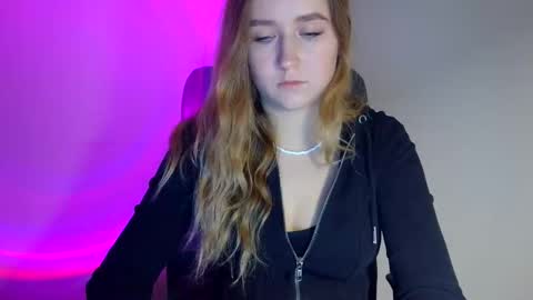 Snapshot of lulu_baby1 chatting on December 3, 8:18 pm Lulu Baby18 online show from December 3, 8:18 pm