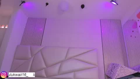 Snapshot of lulu_kawai chatting on May 29, 7:23 pm lulu online show from May 29, 7:23 pm