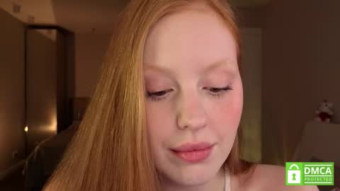 Snapshot of lulu_moons chatting on January 13, 9:47 am Lulu online show from January 13, 9:47 am