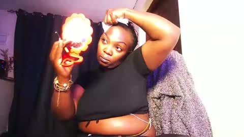 lulu_sparks1 online show from February 17, 5:48 am