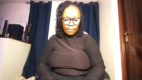 Snapshot of lulu_sparks1 chatting on June 22, 5:48 am lulu_sparks1 online show from June 22, 5:48 am