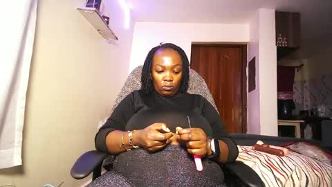 lulu_sparks1 online show from July 7, 6:47 am