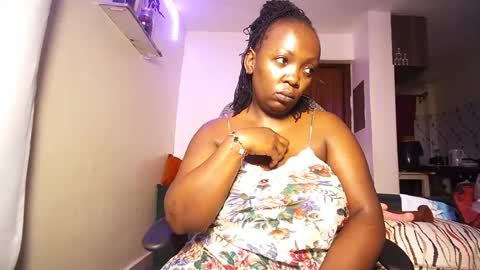 lulu_sparks1 online show from July 12, 2:46 am