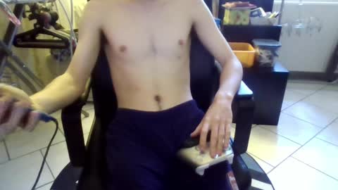 luluarsss online show from April 10, 11:37 am