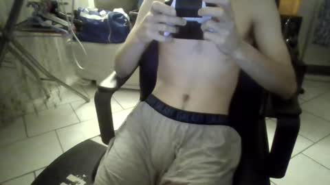 Snapshot of luluarsss chatting on July 13, 10:12 pm luluarsss online show from July 13, 10:12 pm