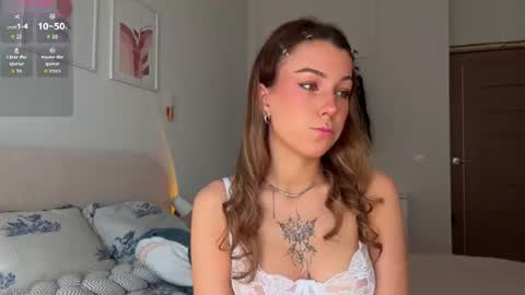 lulu berry online show from June 10, 2:12 am