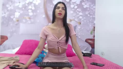 LULU online show from September 20, 3:02 pm