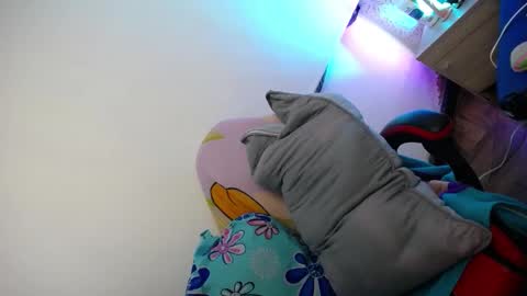 Luly online show from December 3, 3:47 am