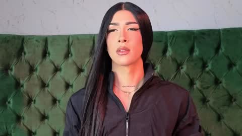 Snapshot of lumars_ chatting on December 4, 4:49 pm Lumars online show from December 4, 4:49 pm