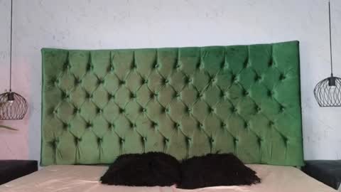 Snapshot of lumars_ chatting on December 4, 7:56 pm Lumars online show from December 4, 7:56 pm