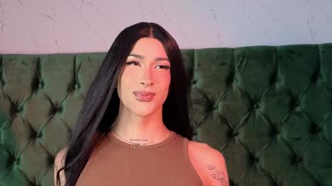 Snapshot of lumars_ chatting on December 18, 6:14 pm Lumars online show from December 18, 6:14 pm