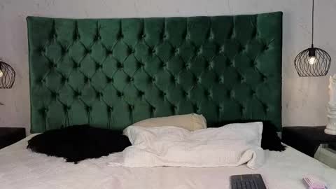 Snapshot of lumars_ chatting on February 27, 10:42 pm Lumars online show from February 27, 10:42 pm