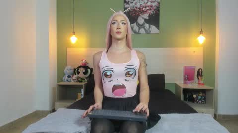 Snapshot of lumars_ chatting on February 1, 12:09 am Lumars online show from February 1, 12:09 am