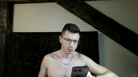 Andrew independent model 2000-0000 CET daily online show from March 21, 7:06 pm