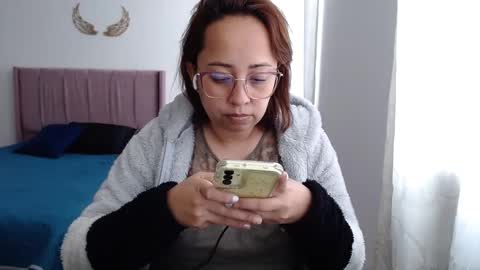 Snapshot of lumi_84 chatting on January 7, 9:03 pm LUMI online show from January 7, 9:03 pm