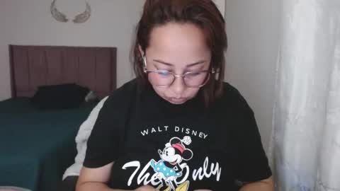 Snapshot of lumi_84 chatting on January 9, 2:11 am LUMI online show from January 9, 2:11 am