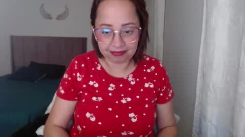 Snapshot of lumi_84 chatting on January 11, 1:37 am LUMI online show from January 11, 1:37 am