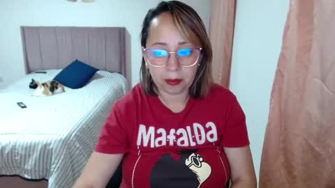 Snapshot of lumi_84 chatting on September 21, 1:29 am LUMI online show from September 21, 1:29 am