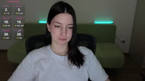 Snapshot of lumina_dark chatting on May 27, 2:25 pm Lumi online show from May 27, 2:25 pm