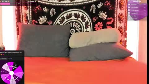 Snapshot of lumivex chatting on May 13, 6:38 pm lumivex online show from May 13, 6:38 pm