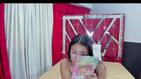 Snapshot of luna021_1 chatting on November 19, 9:15 pm Luna online show from November 19, 9:15 pm