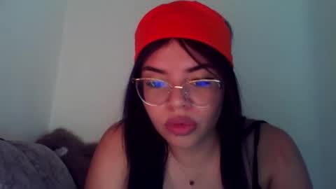Snapshot of luna107237785 chatting on May 13, 8:16 pm Luna online show from May 13, 8:16 pm