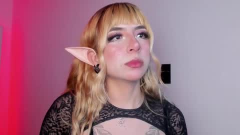 Snapshot of luna__scarlett chatting on February 21, 8:21 pm luna online show from February 21, 8:21 pm